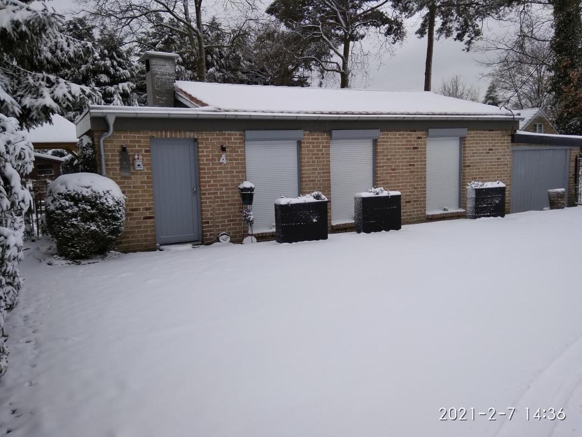 Holiday Home Harmony Brecht Bagian luar foto
