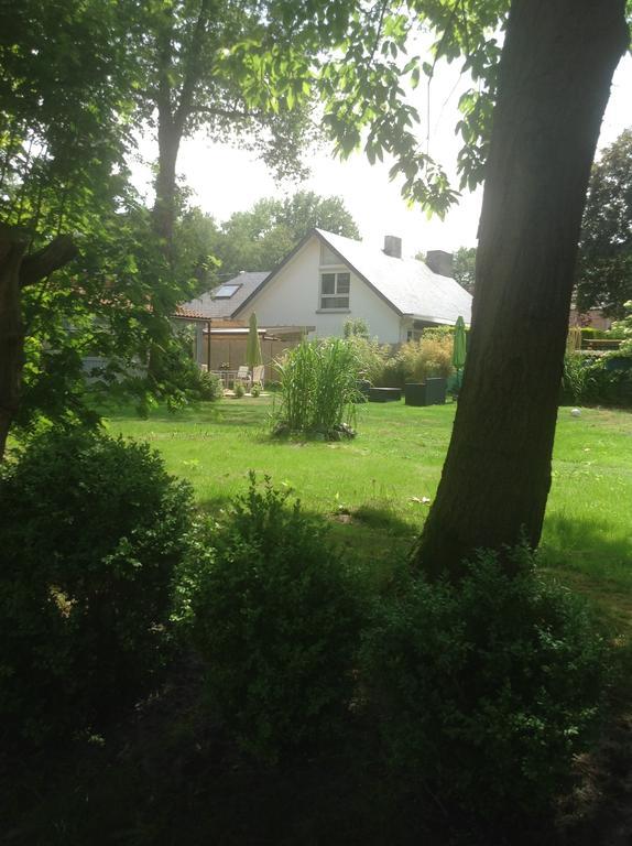 Holiday Home Harmony Brecht Ruang foto