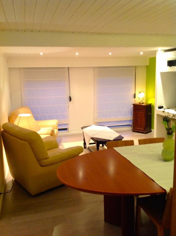 Holiday Home Harmony Brecht Ruang foto