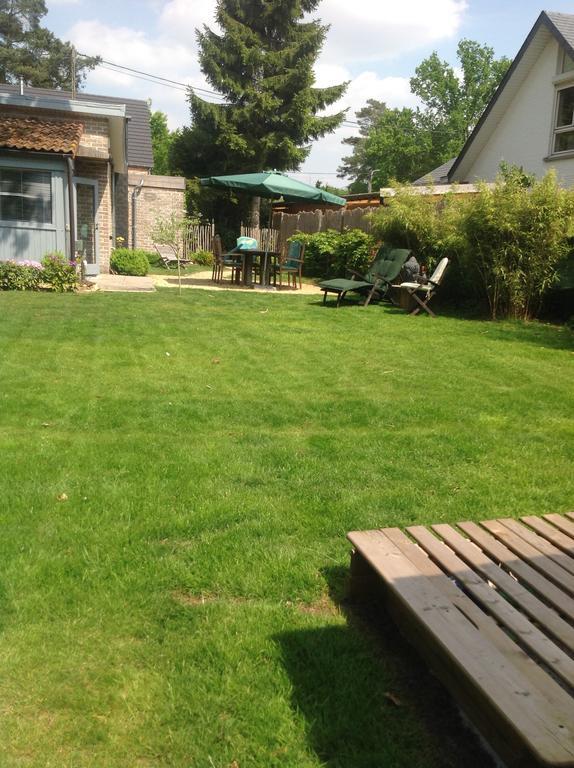 Holiday Home Harmony Brecht Bagian luar foto